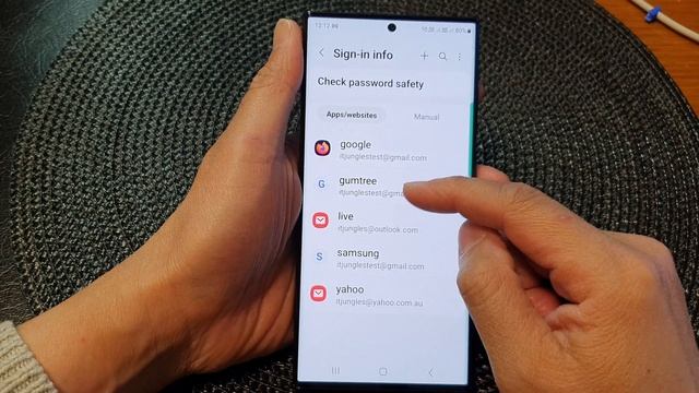 Galaxy S23's: How to Edit Apps/Website Auto Saved User ID & Password смотреть онлайн