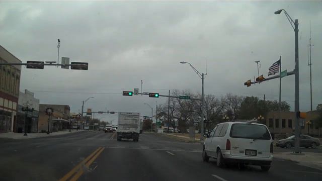 Taylor Texas Downtown Older Buildings Economic Collapse Recession Depression Slowdown смотреть онлайн