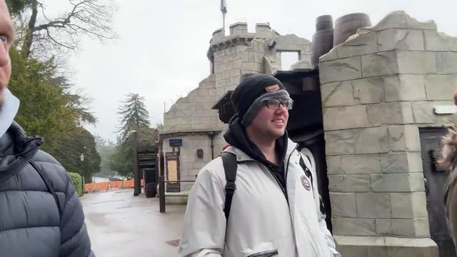 Pirates Have Taken Over Alton Towers! смотреть онлайн
