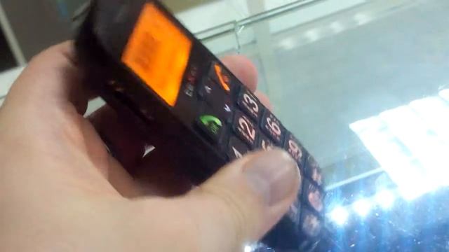 Суровый русский телефон заряжается по воздуху смотреть онлайн