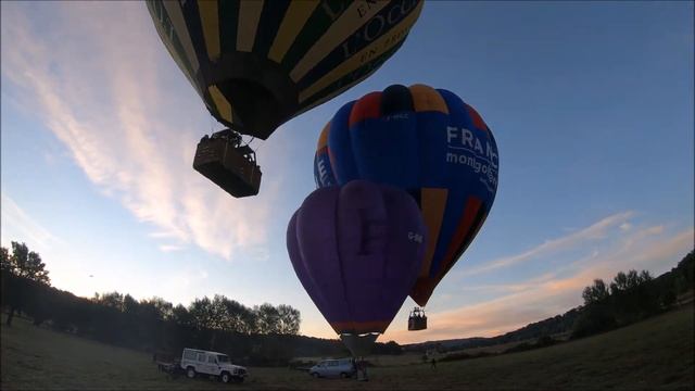Early morning balloon adventure in Forcalquier Provence France смотреть онлайн