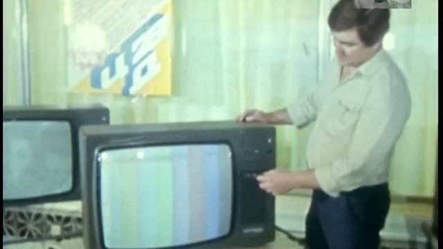 Харьков 1988год. В продаже телевизор "Берёзка 281д" смотреть онлайн