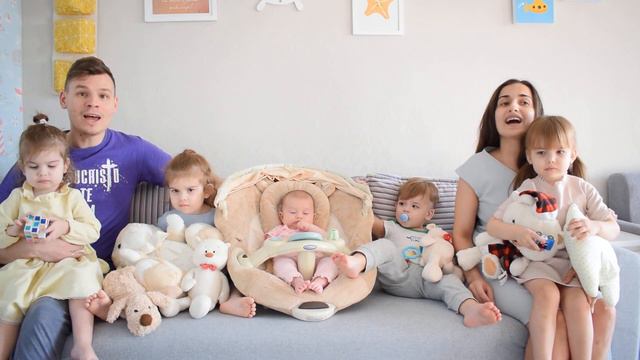 В семье смотреть онлайн