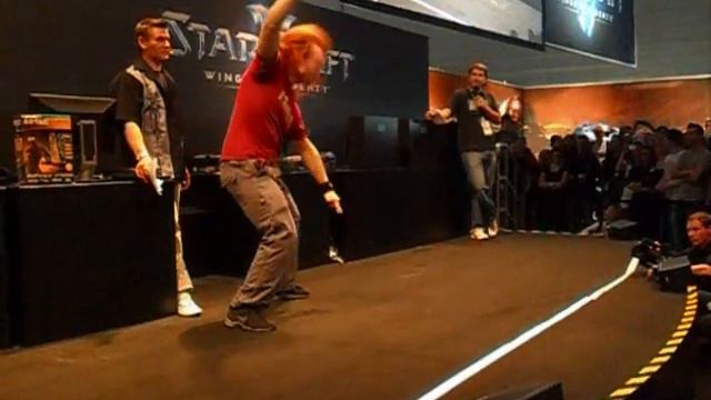 Gamescom 2010 World of Warcraft Dance Contest Part 1/2 смотреть онлайн