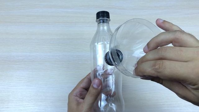 How to Make Fountain With Plastic Bottle no electricity смотреть онлайн