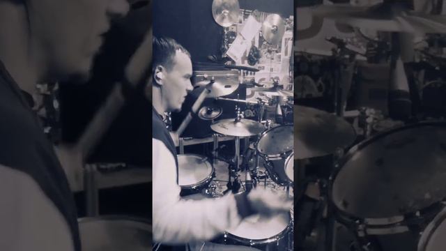 Zivert - Безболезненно (Drum Cover) смотреть онлайн