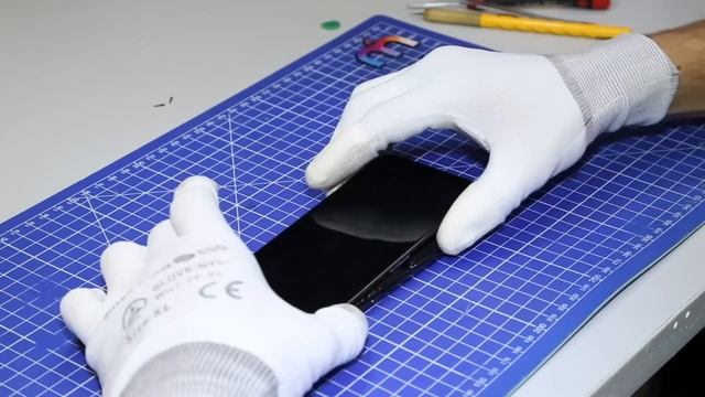 Сравнение экранов iPhone X смотреть онлайн