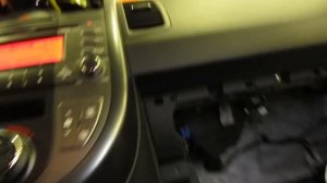 как поменять салонный фильта на Киа Соул Kia Soul