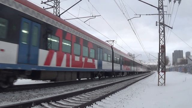 Электропоезд ЭГ2ТВ-024 Иволга сообщением Нахабино - Подольск смотреть онлайн