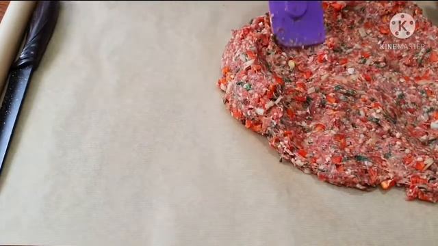 РЕЦЕПТЫ...Мясной рулет из доступных продуктов! Вот что нужно приготовить из фарша и перца! смотреть онлайн