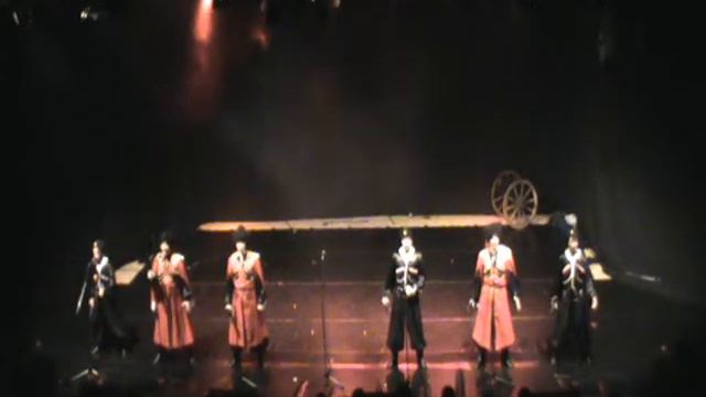 COSSACK SHOW "BAGATITSA" ВОЛЬНО ГУЛЯЕМ.wmv смотреть онлайн