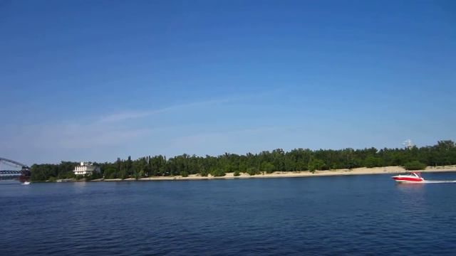 Прогулка по Днепру в Киеве в период Евро-2012 смотреть онлайн