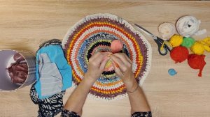 Коврик из старых вещей своими руками