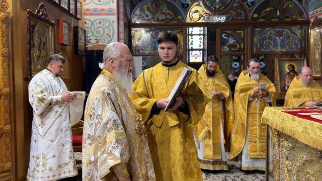 Божественная литургия в Свято-Успенском Одесском мужском монастыре смотреть онлайн
