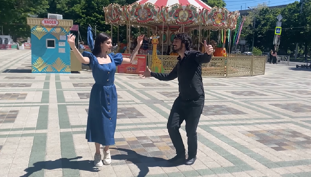 MILENA Модель Танцует Красиво Королева Моя Чеченская Лезгинка 2024 Lezginka ALISHKA TAXA Ставрополь смотреть онлайн