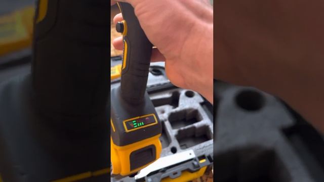 Китайские набор Dewalt ушм+гайковерт смотреть онлайн