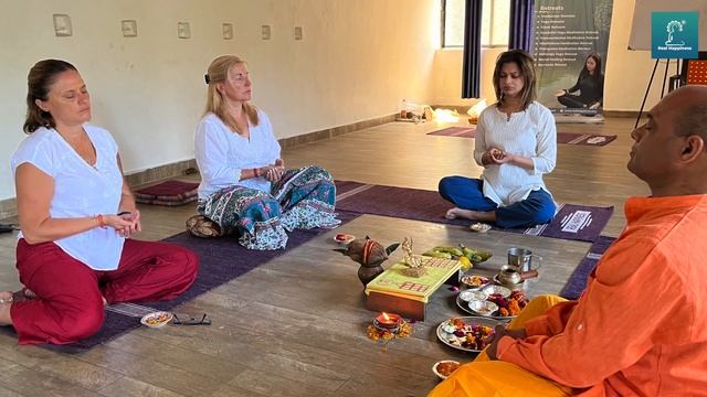 Rosaria Review - Kundalini Meditation Retreat Course #Retreat #meditationinindia #meditationschool смотреть онлайн