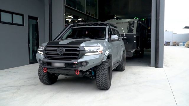 Vogue 200 series Landcruiser and 4x4 Lotus Caravan l смотреть онлайн