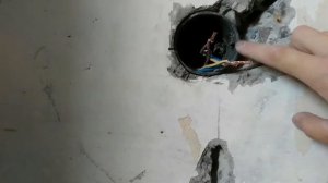 Перенос розетки в другое место соединяем провода