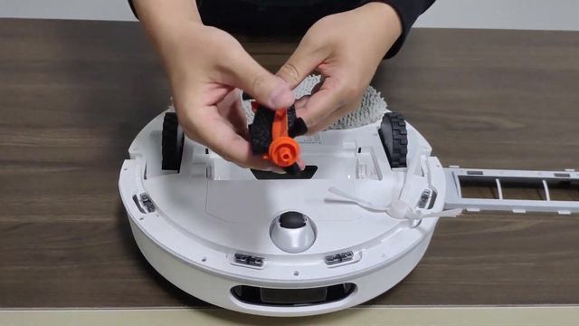 UNBOXING Xiaomi Mijia Self Cleaning Robot 2 Model Name: C101 Vacuum Robot With Multifunctional Dock