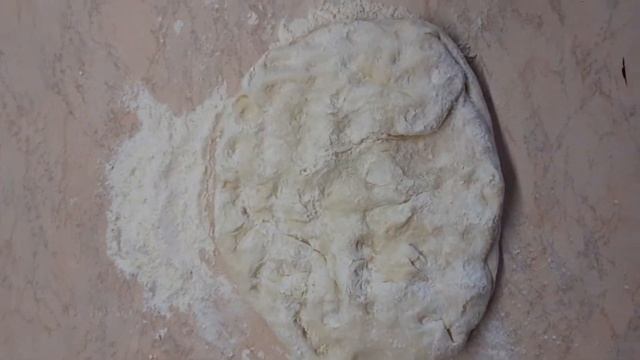 Пироги с шоколадным кремом и кокосом