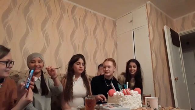 ДЕНЬ РОЖДЕНИЕ ЭЛЬМИРЫ (ЛП) // 14 ЛЕТ смотреть онлайн