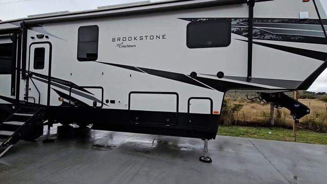 Industry Update! Should You Buy An RV In 2024?