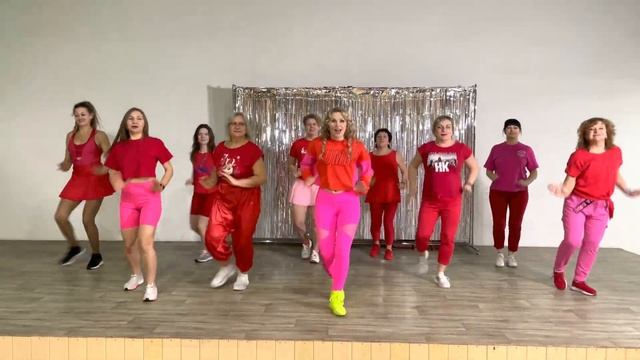 Белый День - Ах, мамочка, на саночках / ZUMBA FITNESS CHOREO /sweetlatindance смотреть онлайн