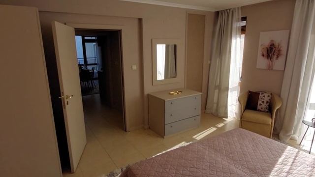 Трёхкомнатный апартамент в Святом Власе в комплексе "Компас" смотреть онлайн