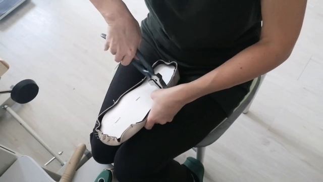 Затяжка обуви. Мужские ботинки. Учусь!)) смотреть онлайн