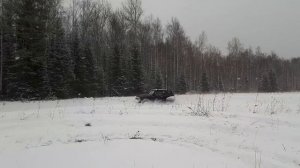 Нива карбюратор+инжектор.Off Road 4x4.Что могут нивы по снежной цилине?