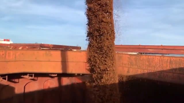 Там за туманами (cover) Исполнение, бэк вокал, создание минусовки, монтаж видео Александра Злоцког смотреть онлайн