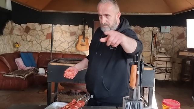 Орлиный шашлык! Какое мясо предпочитают орлы? смотреть онлайн