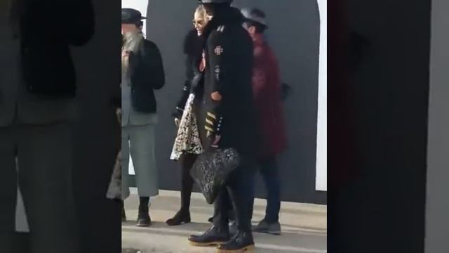 Дизайнеры Lino Russo на Pitti Uomo во Флоренции смотреть онлайн