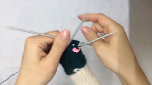 Варежки детские спицами из пуха норки. Вяжем очень простые варежки. смотреть онлайн