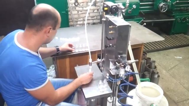 Жидкостный дозатор с объемным дозированием DG 250 смотреть онлайн