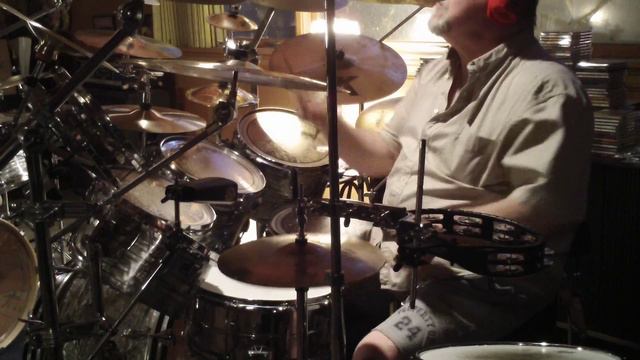 Jonathan Finch DRUM COVER - Slowhand (Eric Clapton)'s Pretending смотреть онлайн