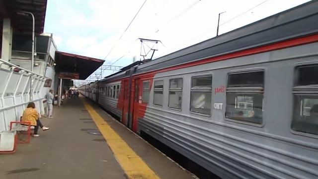 "Сумасшедший машинист" с ЭТ2М-092 отправляется со станции Химки смотреть онлайн