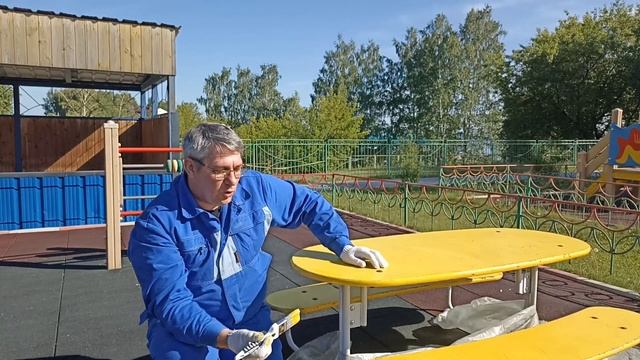 Покраска уличного столика эмалью ПФ-115 смотреть онлайн