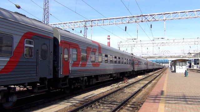 Электровоз ЭП20-036 с поездом №144 Москва — Кисловодск смотреть онлайн