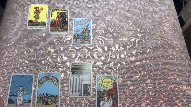 ТАРО ДЛЯ НАЧИНАЮЩИХ продолжение МОИ ПЕРВЫЕ РАСКЛАДЫ смотреть онлайн