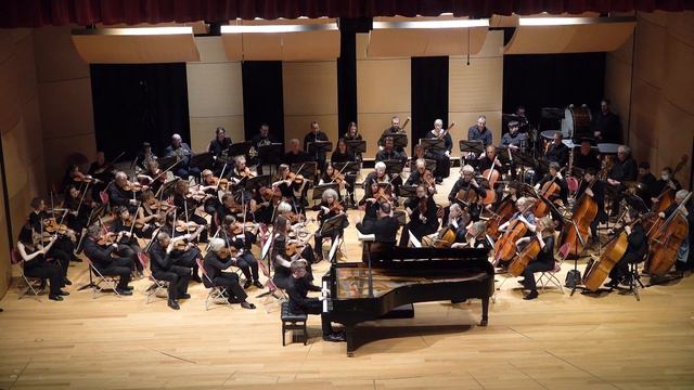 Max Pemberton & Woking Symphony Orchestra play Rachmaninov смотреть онлайн