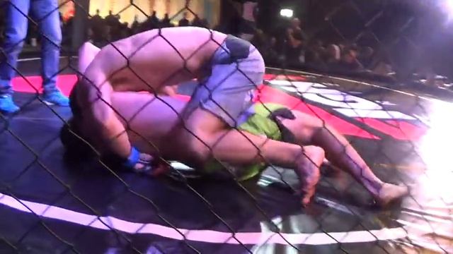 Инал Керимов (18 лет) vs Евгений Суховеев смотреть онлайн