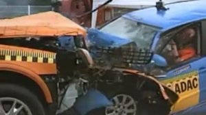 Краш-тест автомобилей VW Golf и Volvo XC-90