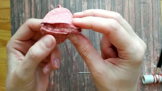 Как сделать колпачок на голову для куклы или игрушки смотреть онлайн