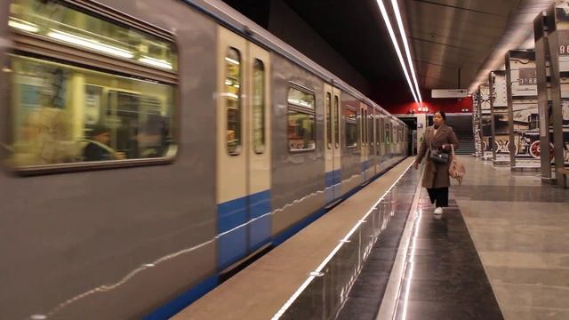 81-760 "Ока" на станции Минская смотреть онлайн
