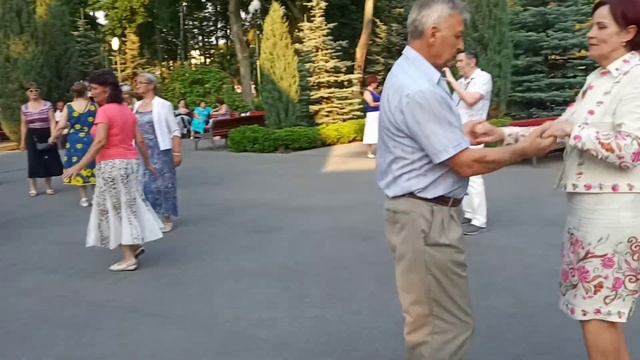 Вихідний!!!??Танцы в парке Горького!!!??Харьков 2021