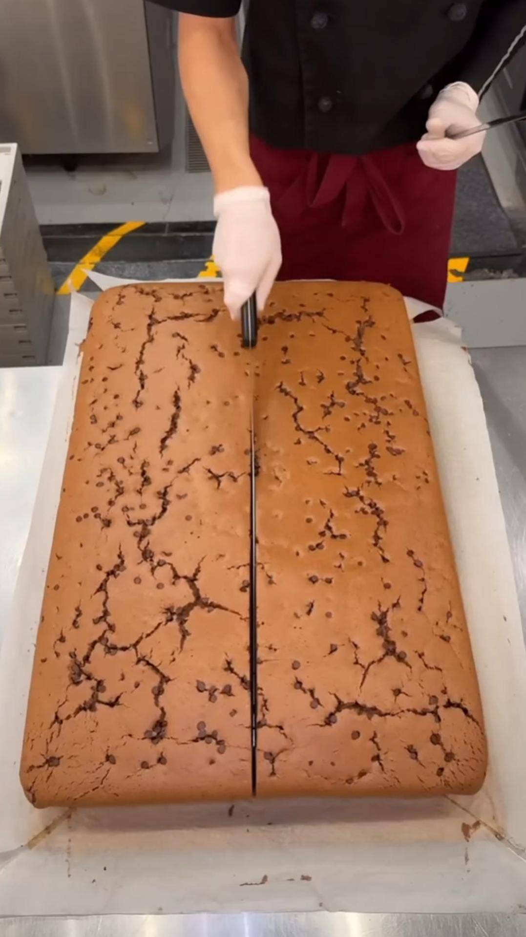 Шоколадный торт #shorts #торт #шоколад смотреть онлайн