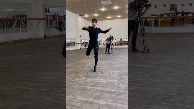 Отрывок движения Горский танец #врек #искусство #кавказ #круто #топ #танцуй #танцы смотреть онлайн