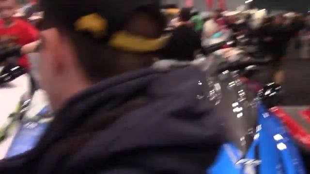 Выставка яхт в Нью Йорке Yamaha смотреть онлайн